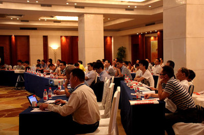 华北工控2012巡回新品发布会登陆成都，赋能智慧网络服务新篇章